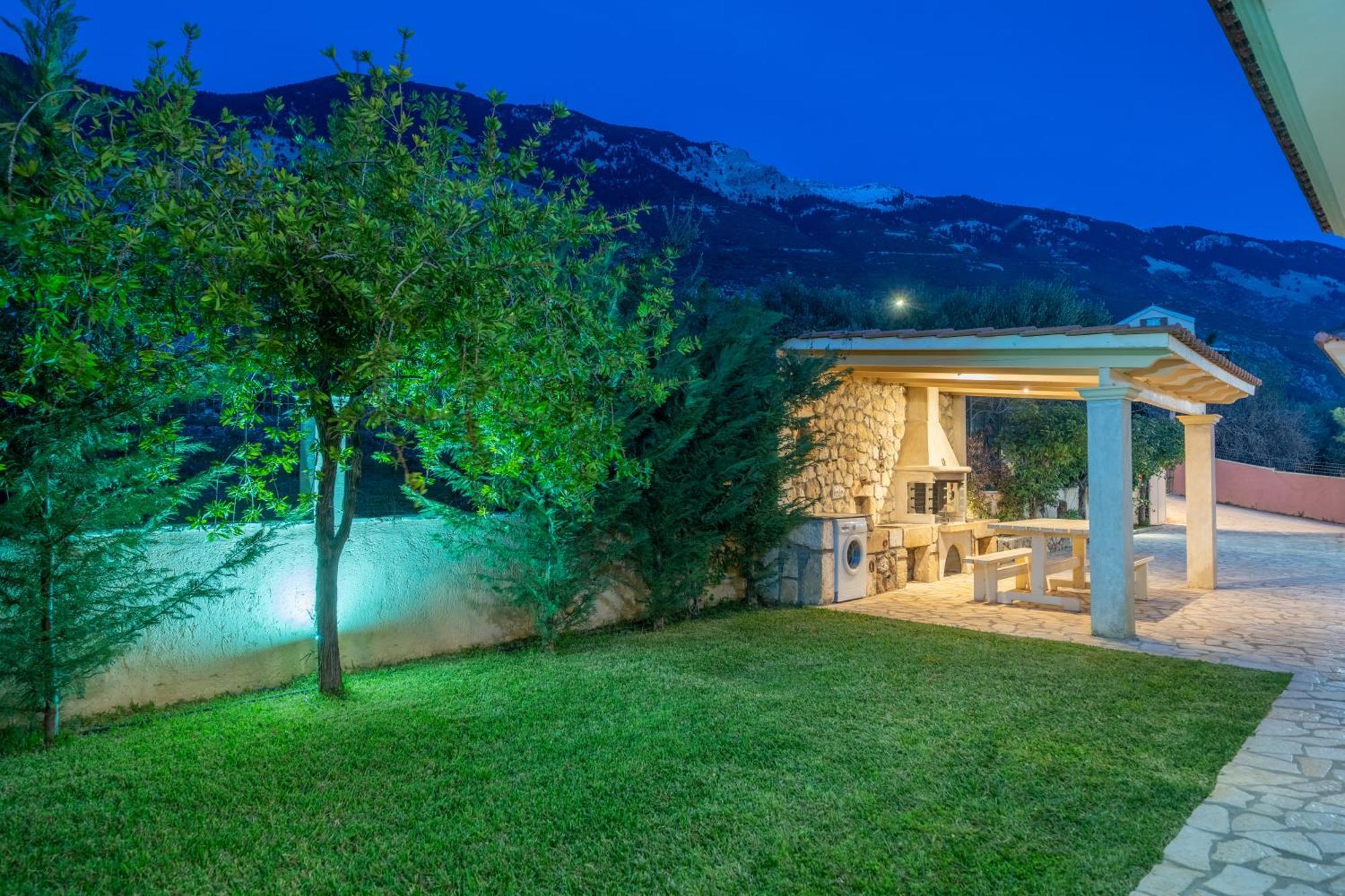 Eleftheria Apartments Vlachata ภายนอก รูปภาพ