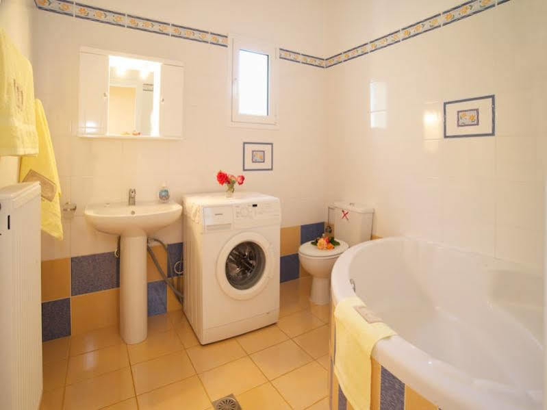 Eleftheria Apartments Vlachata ภายนอก รูปภาพ